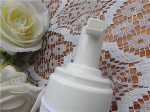 赫拉雪膚煥白潔面慕斯 溫和深層潔凈，煥發(fā)白皙光彩